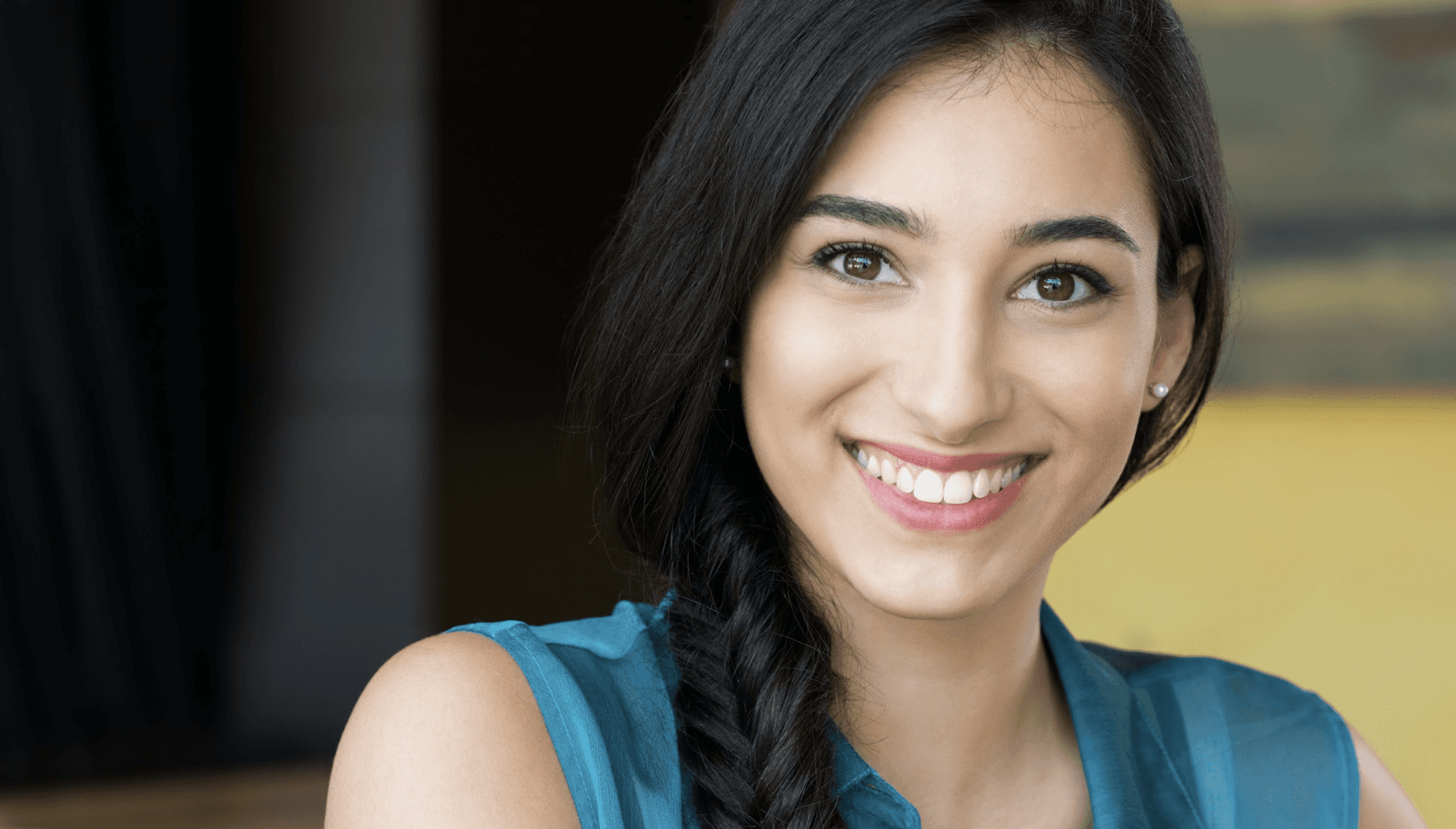 Lady smiling after general dentistry in Neutral Bay, NSW